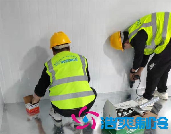 建造農(nóng)產(chǎn)品交易中心蔬菜保鮮庫（冷藏室）一平方多少錢價(jià)格？-浩爽制冷